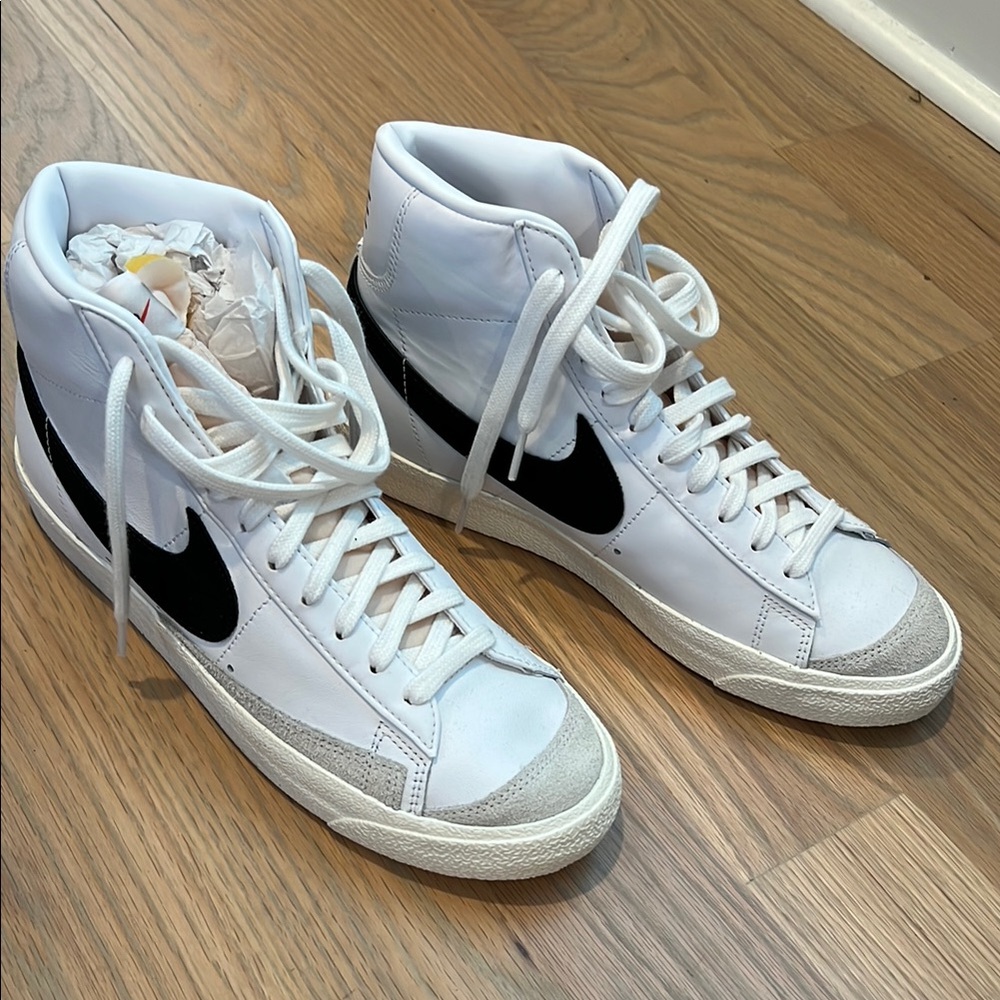 Nike Blazer Mid ’77 High Tops